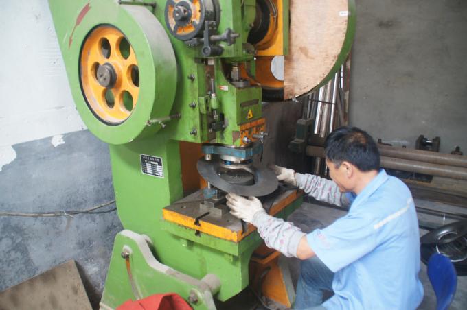 Qingdao Luox Energy Saving Equipment Co., Ltd производственная линия завода 1